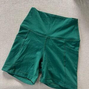 High-Waist Green Women's Active Shorts